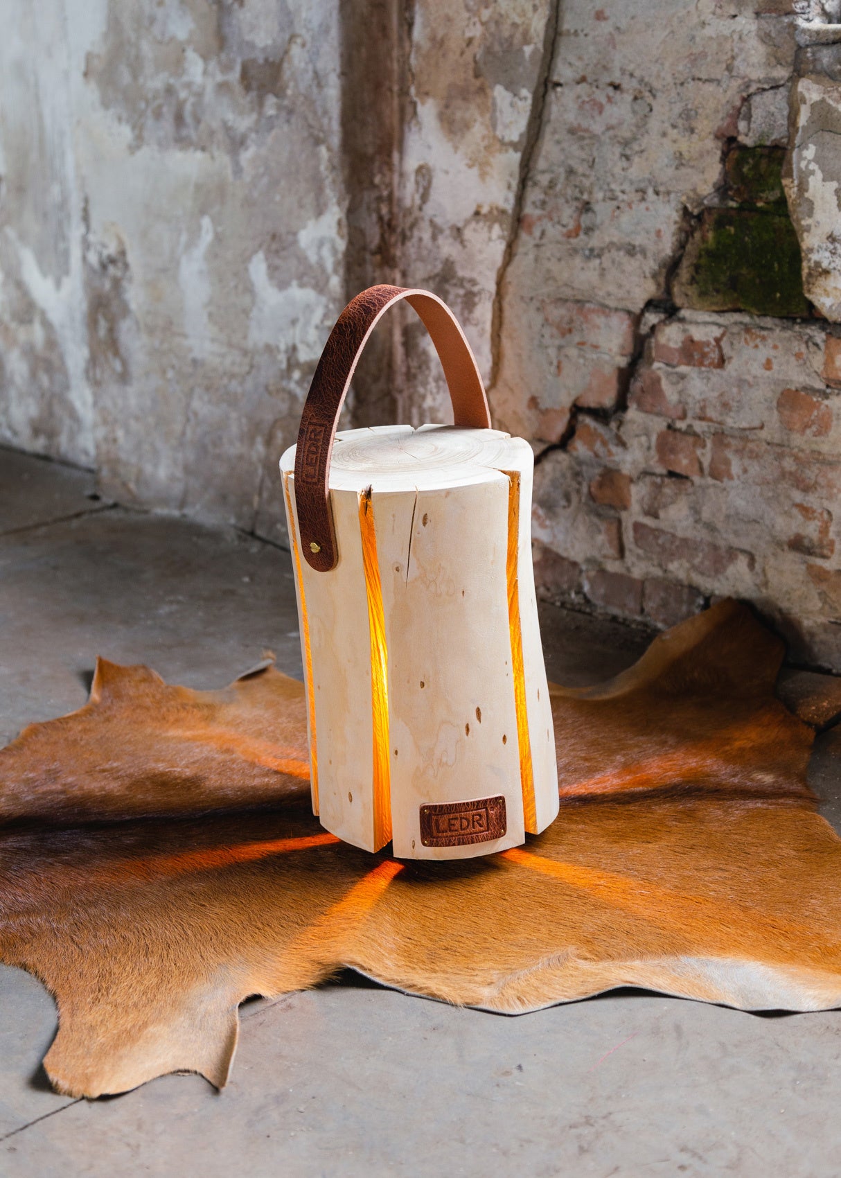 Wood Light - Cherry Wood M || Leather edition