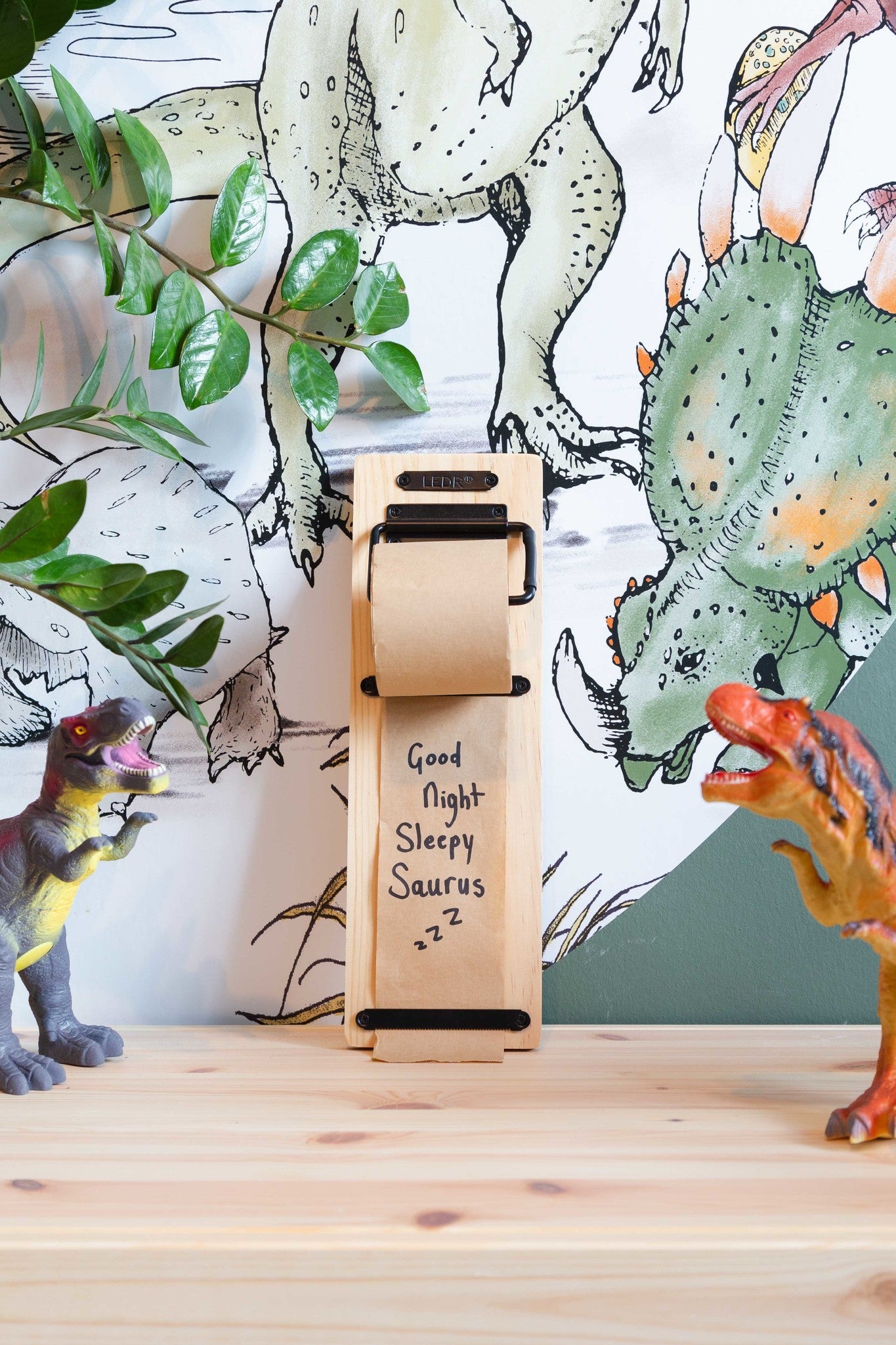 Kraft Paper Roller S - Black