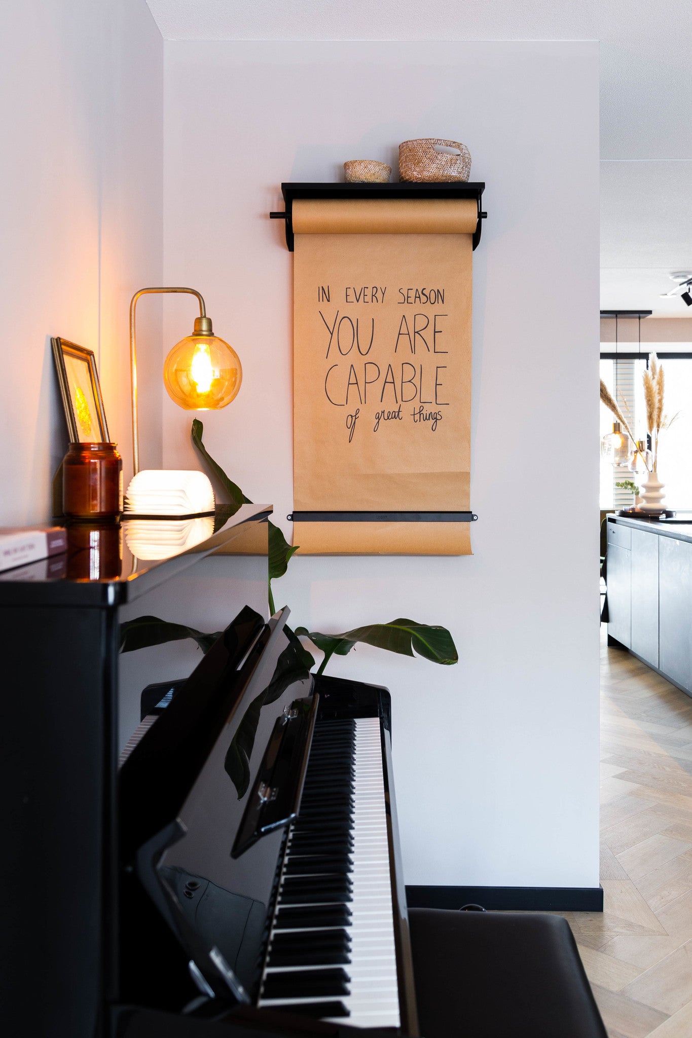 Kraft Paper Roller L - Black